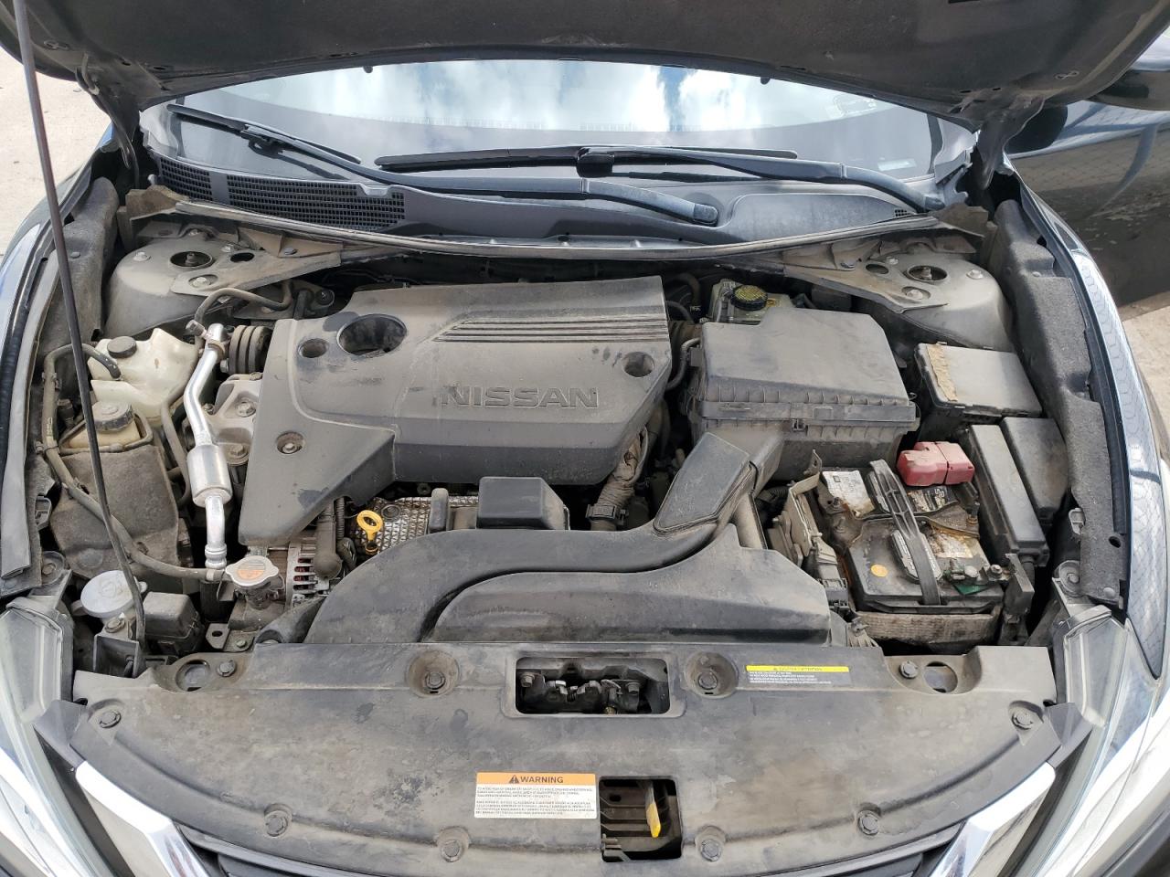 2017 Nissan Altima - Image 11