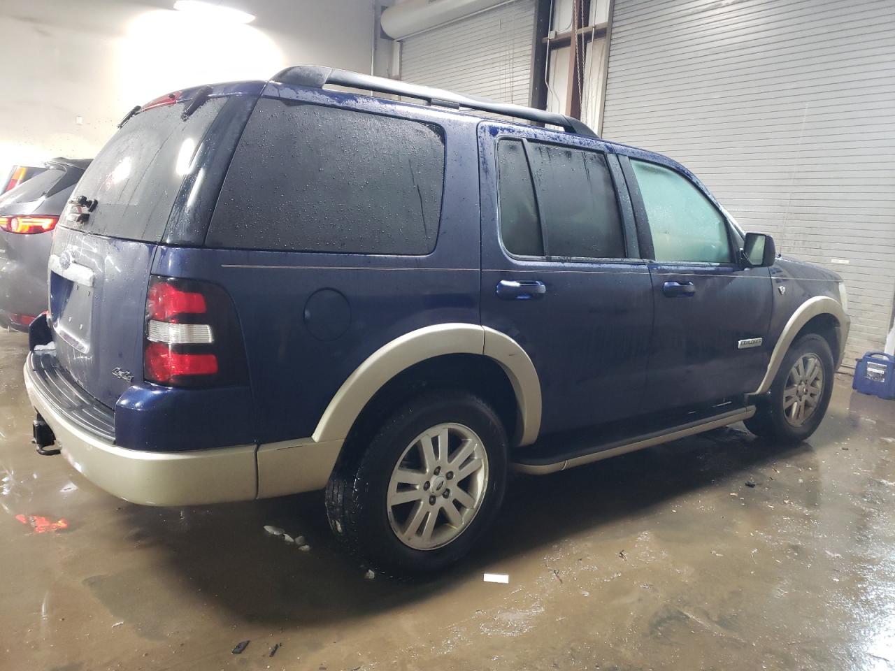 2008 Ford Explorer - Image 3