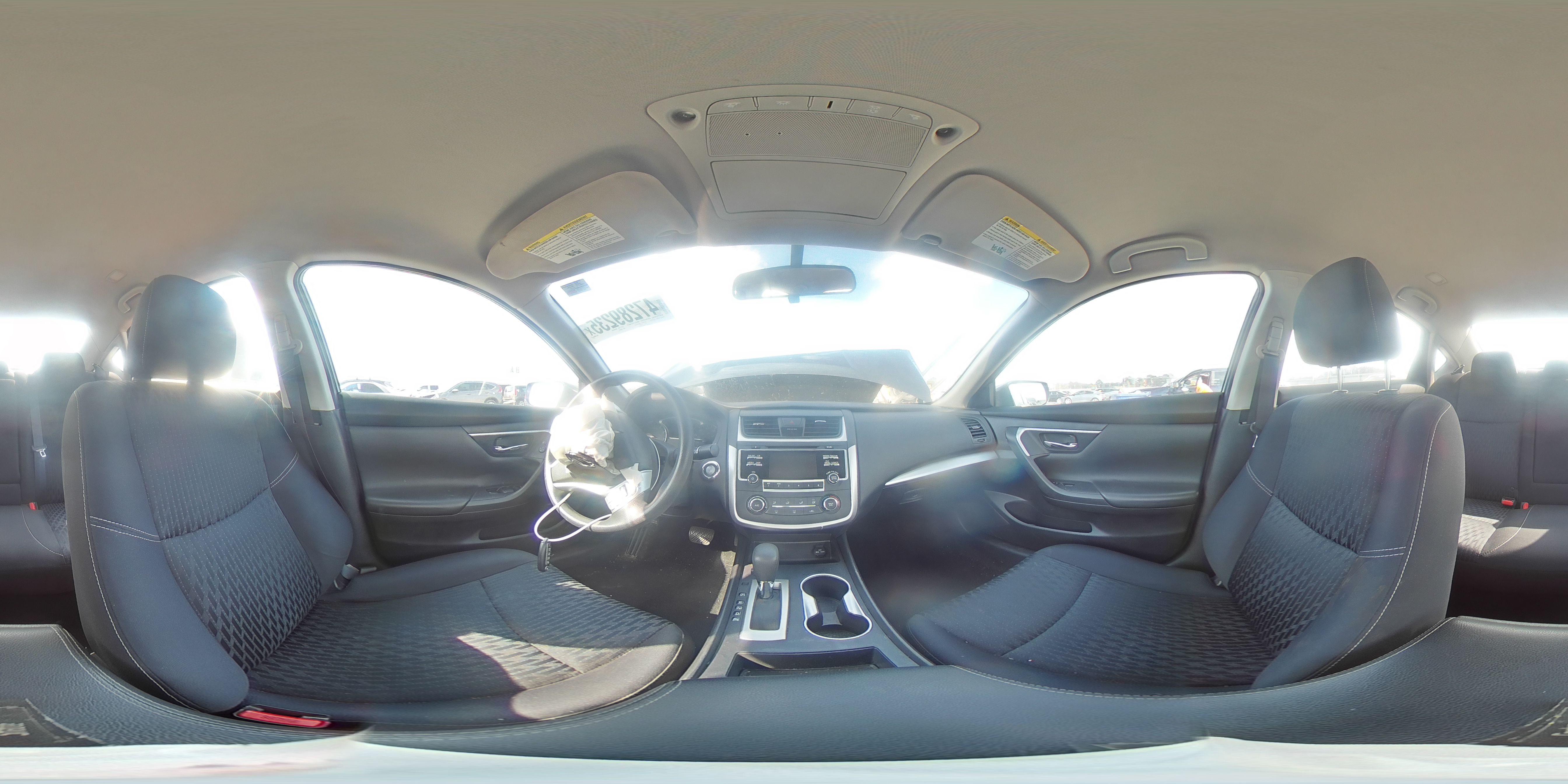 2018 Nissan Altima - Image 13