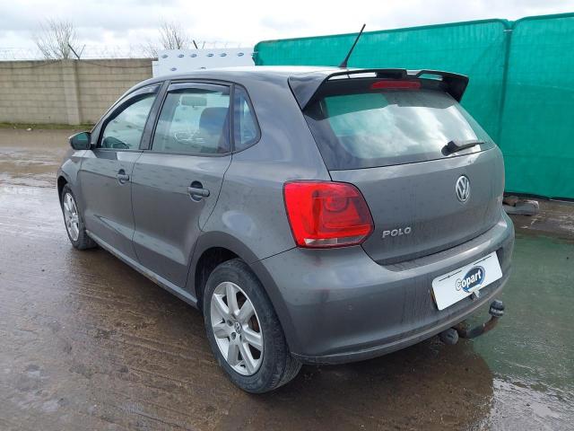 2010 VOLKSWAGEN POLO SE TD