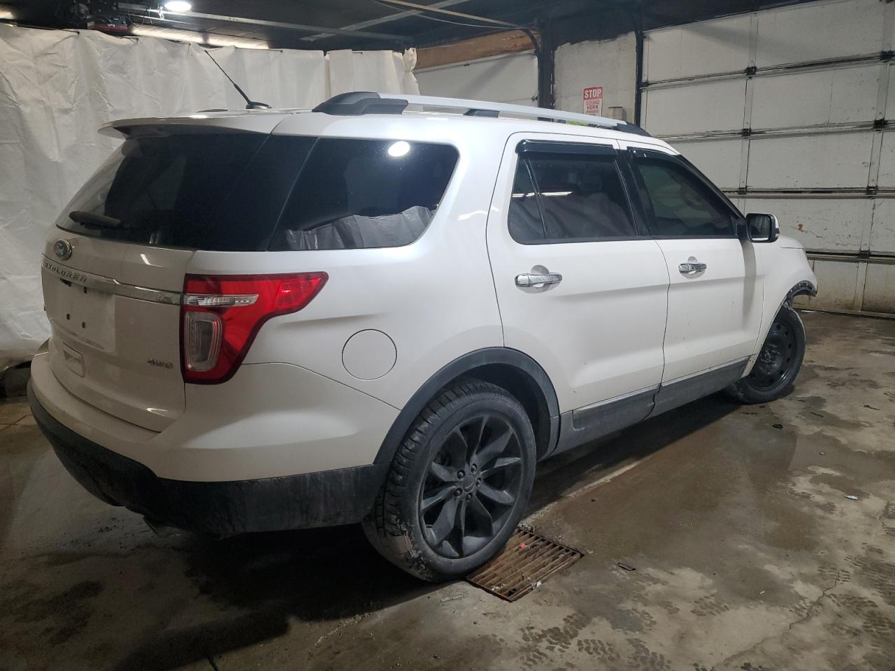2011 Ford Explorer - Image 3