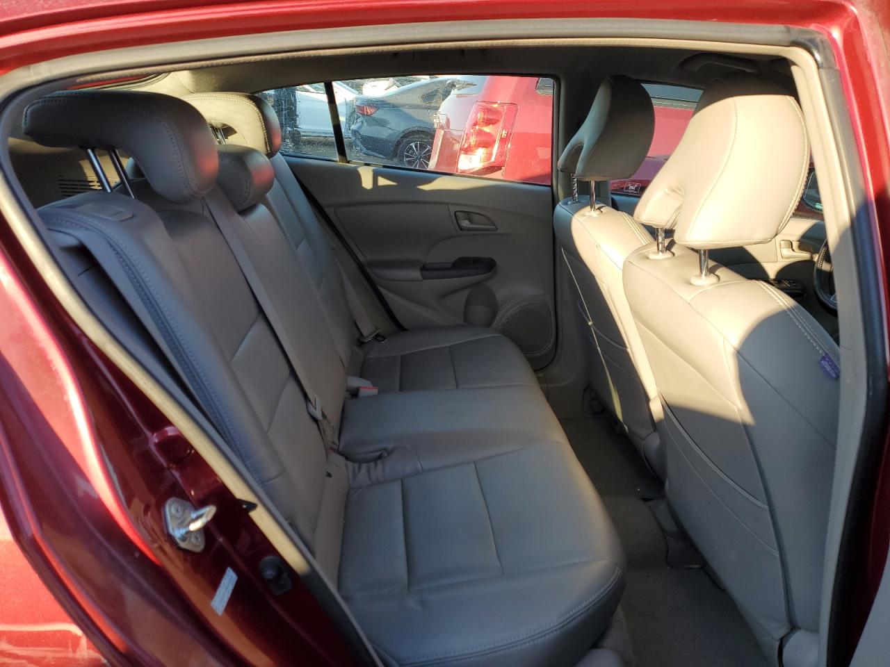 2010 Honda Insight - Image 10