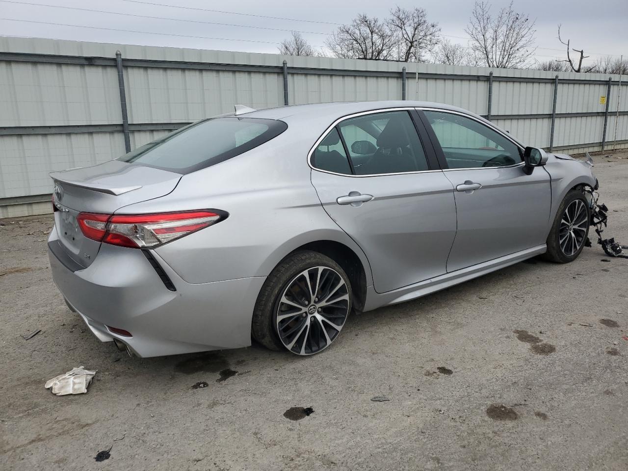 2019 Toyota Camry - Image 3