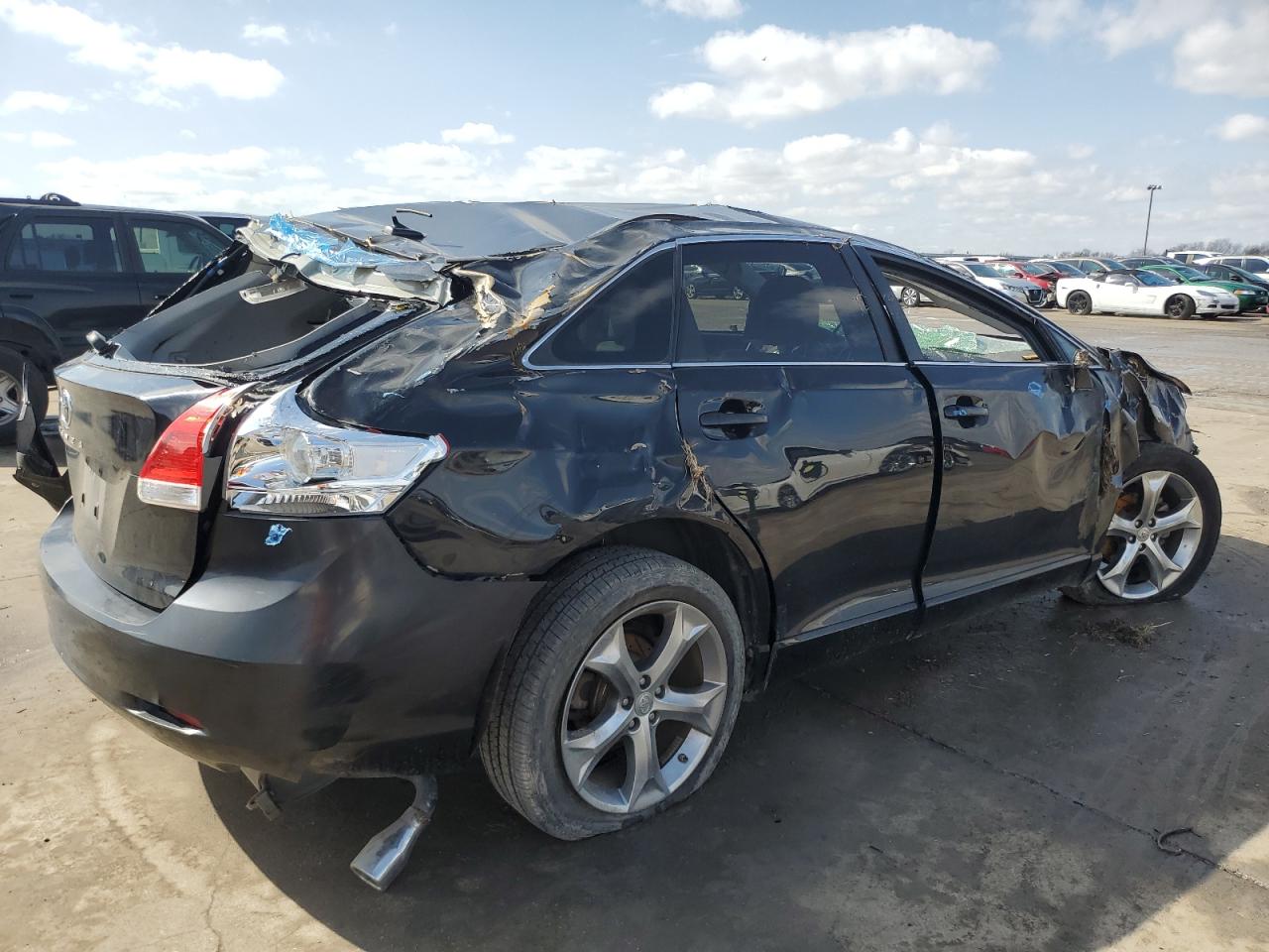 2010 Toyota Venza - Image 3