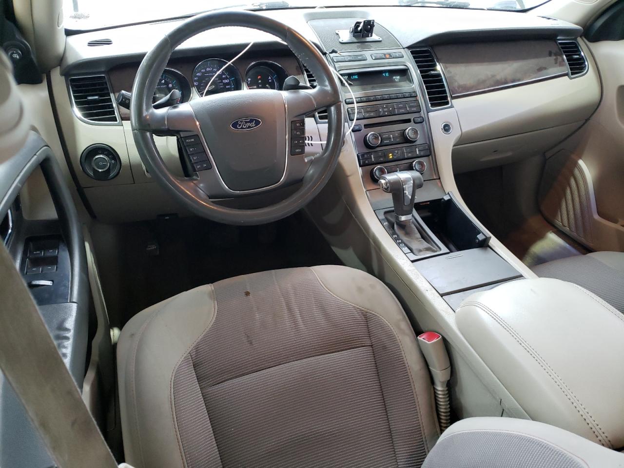 2011 Ford Taurus - Image 8