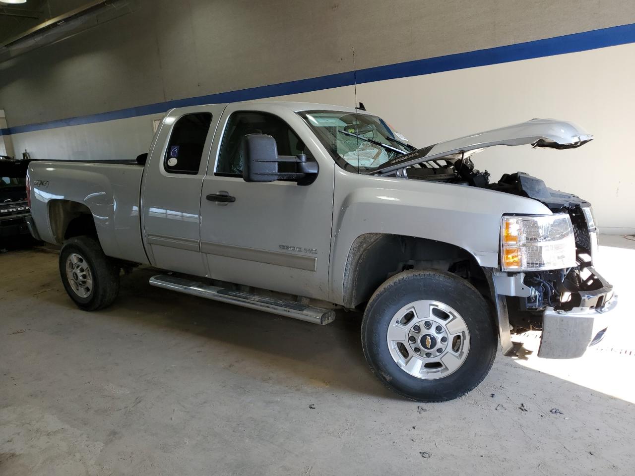 2013 Chevrolet Silverado - Image 4
