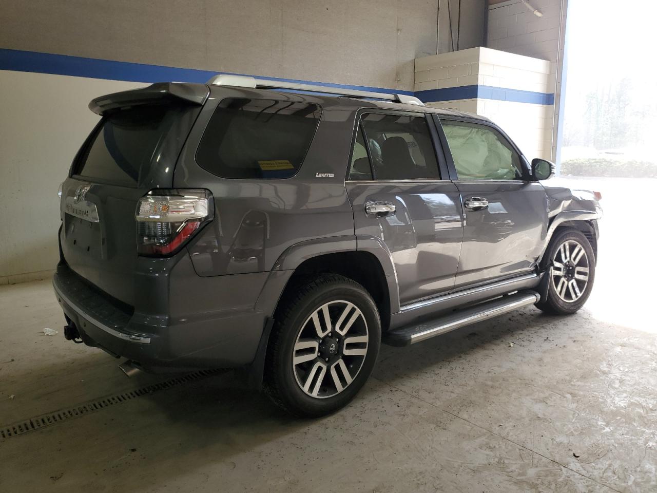 2022 Toyota 4Runner - Image 3