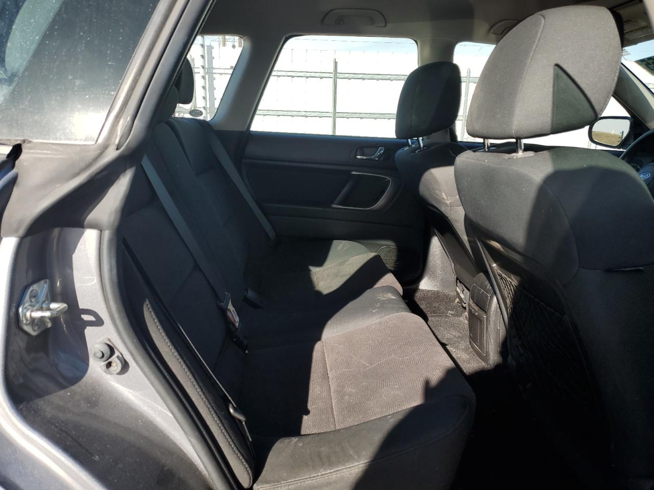 2008 Subaru Outback - Image 11