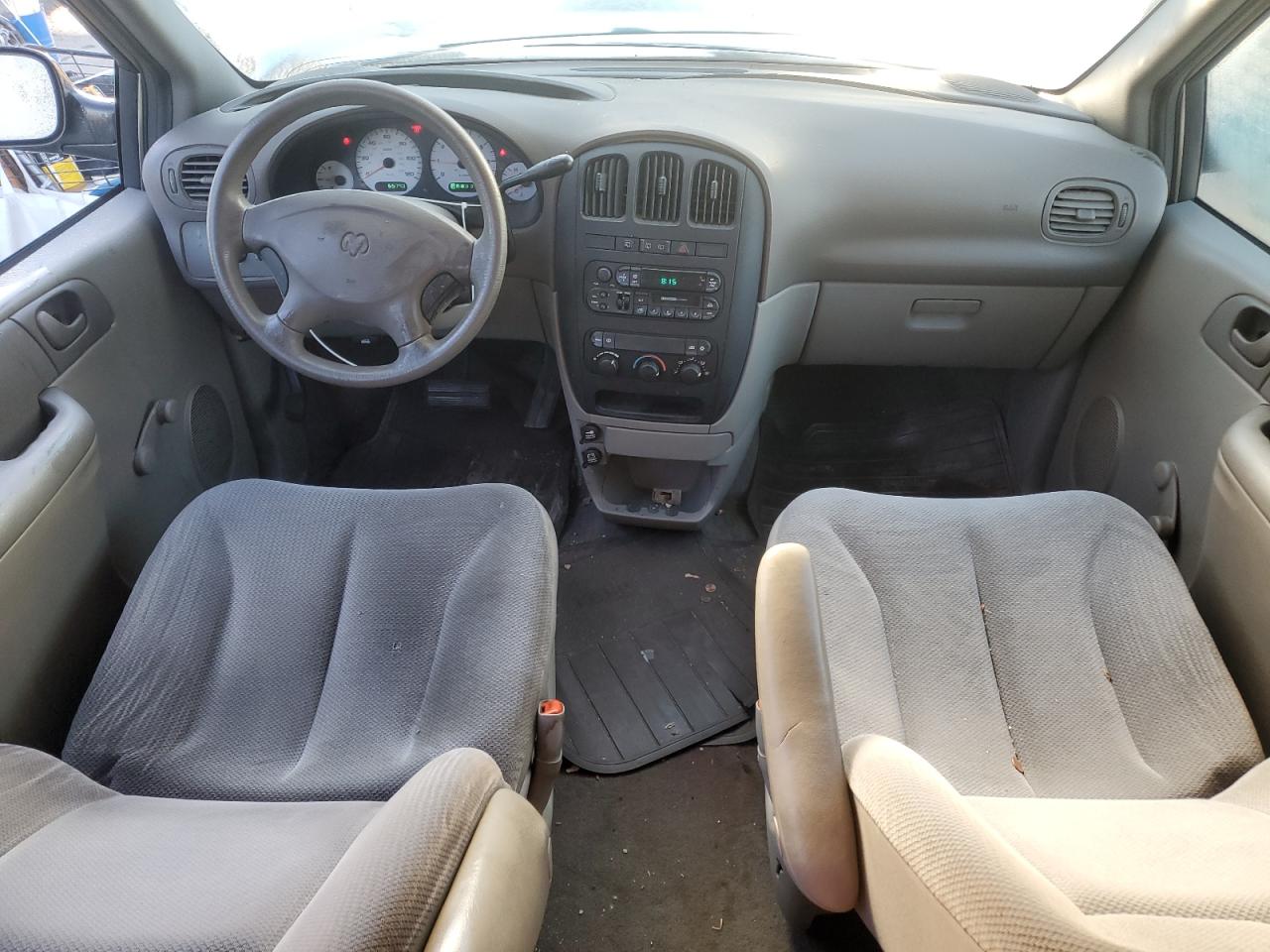 2001 Dodge Caravan - Image 8