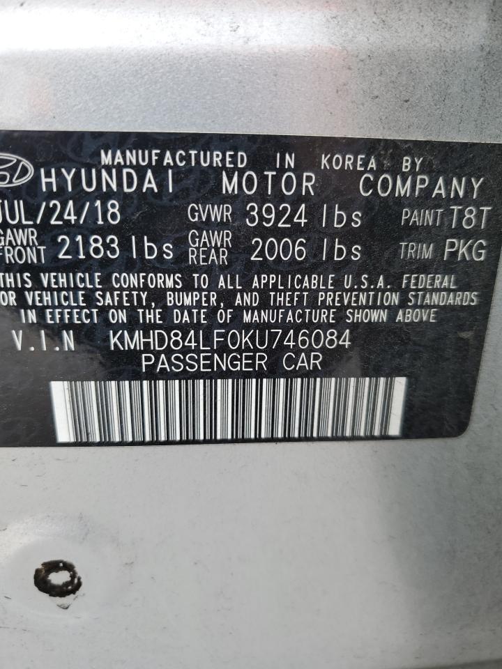 2019 Hyundai Elantra - Image 13