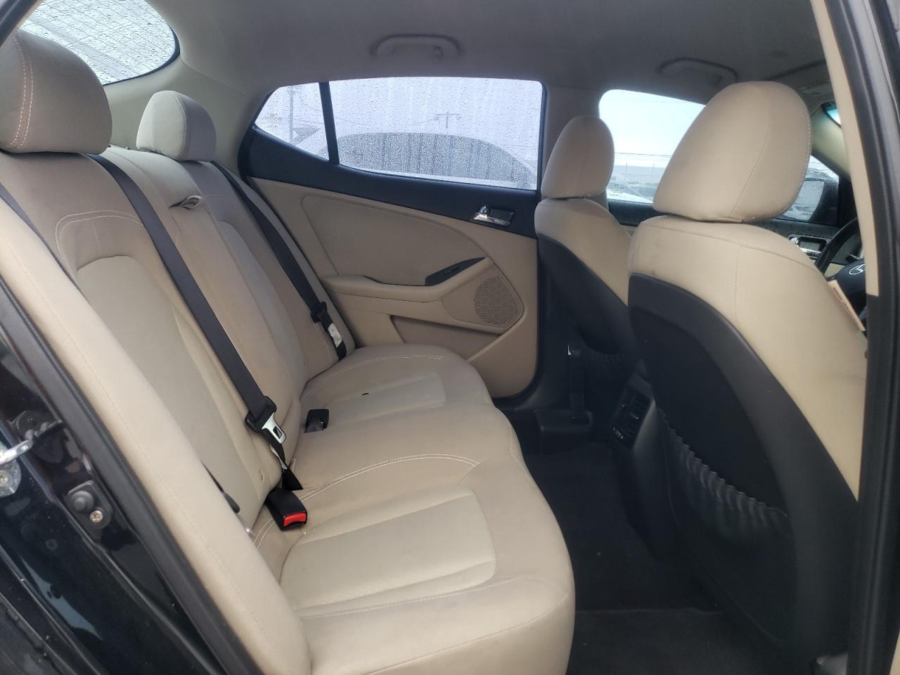 2012 Kia Optima - Image 10