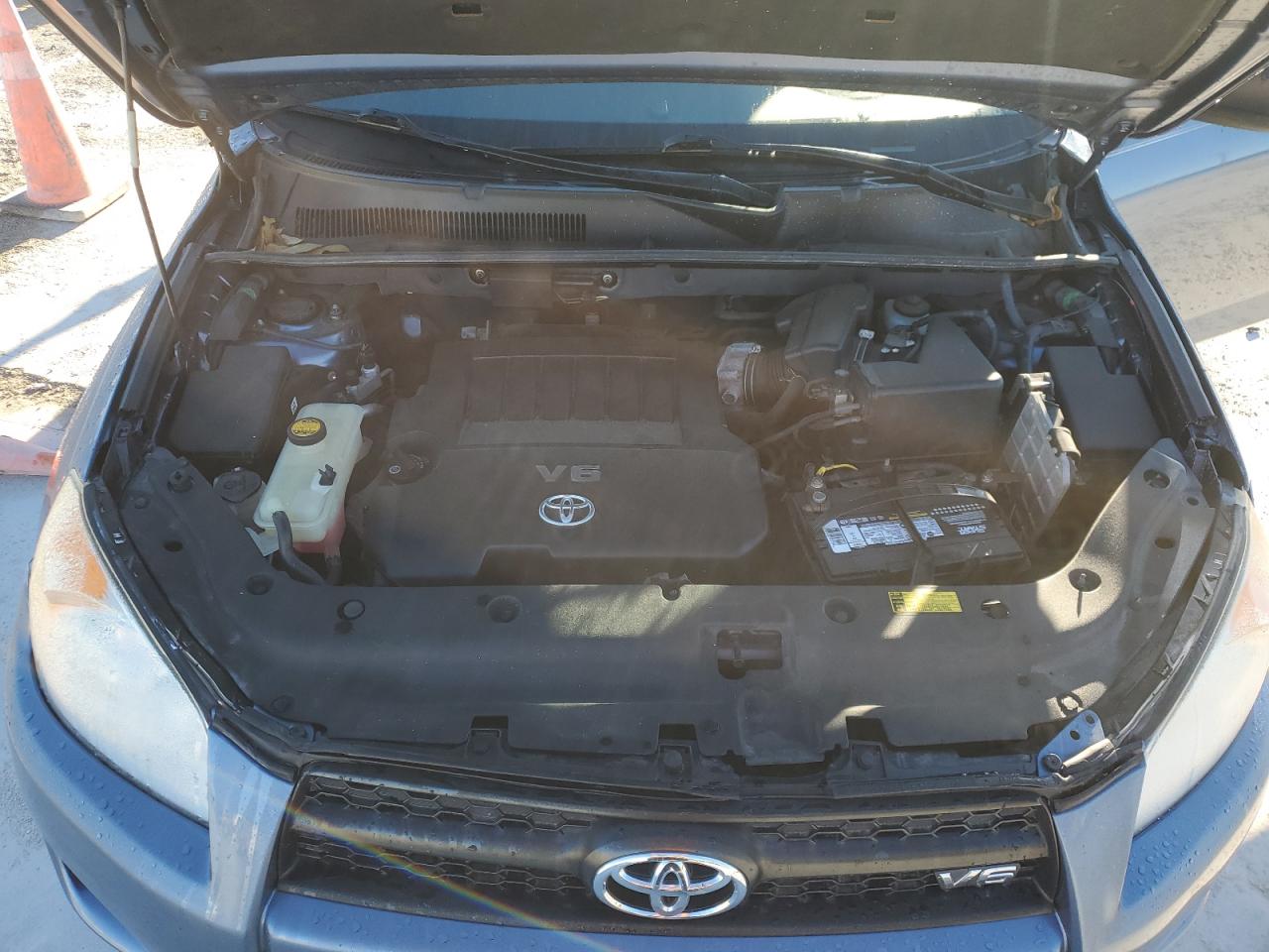 2009 Toyota RAV 4 - Image 14