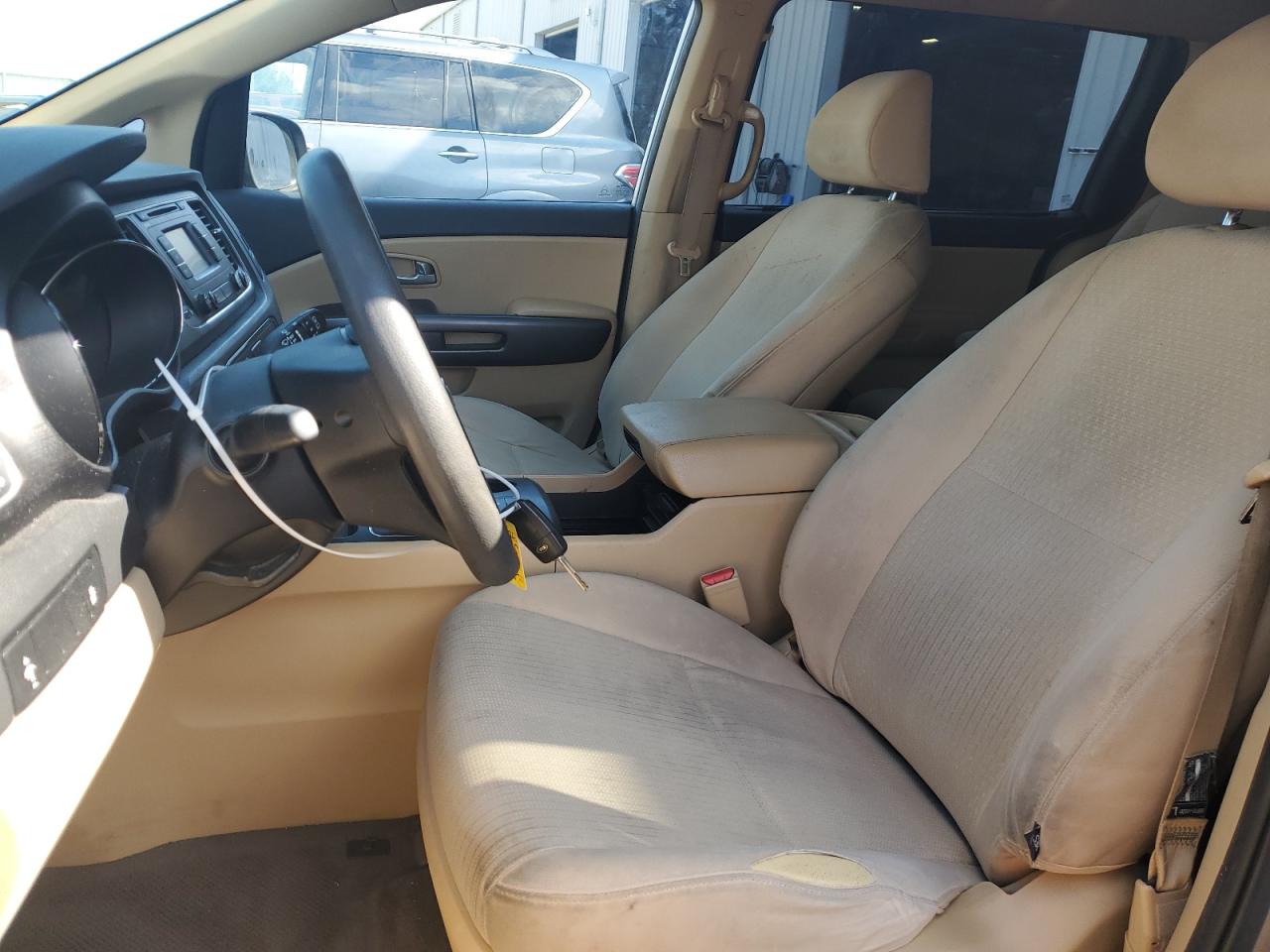 2016 Kia Sedona - Image 7