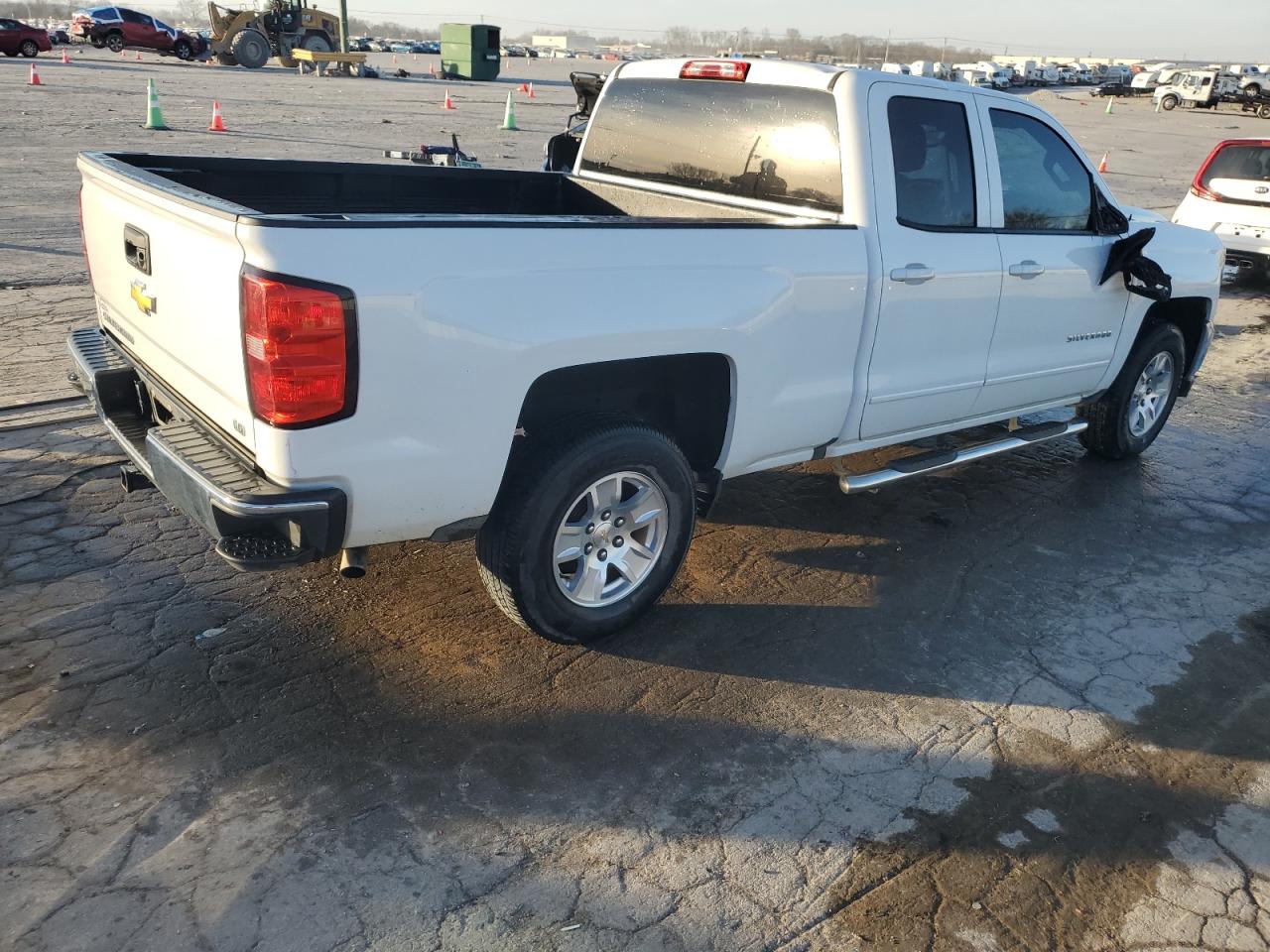 2019 Chevrolet Silverado - Image 3