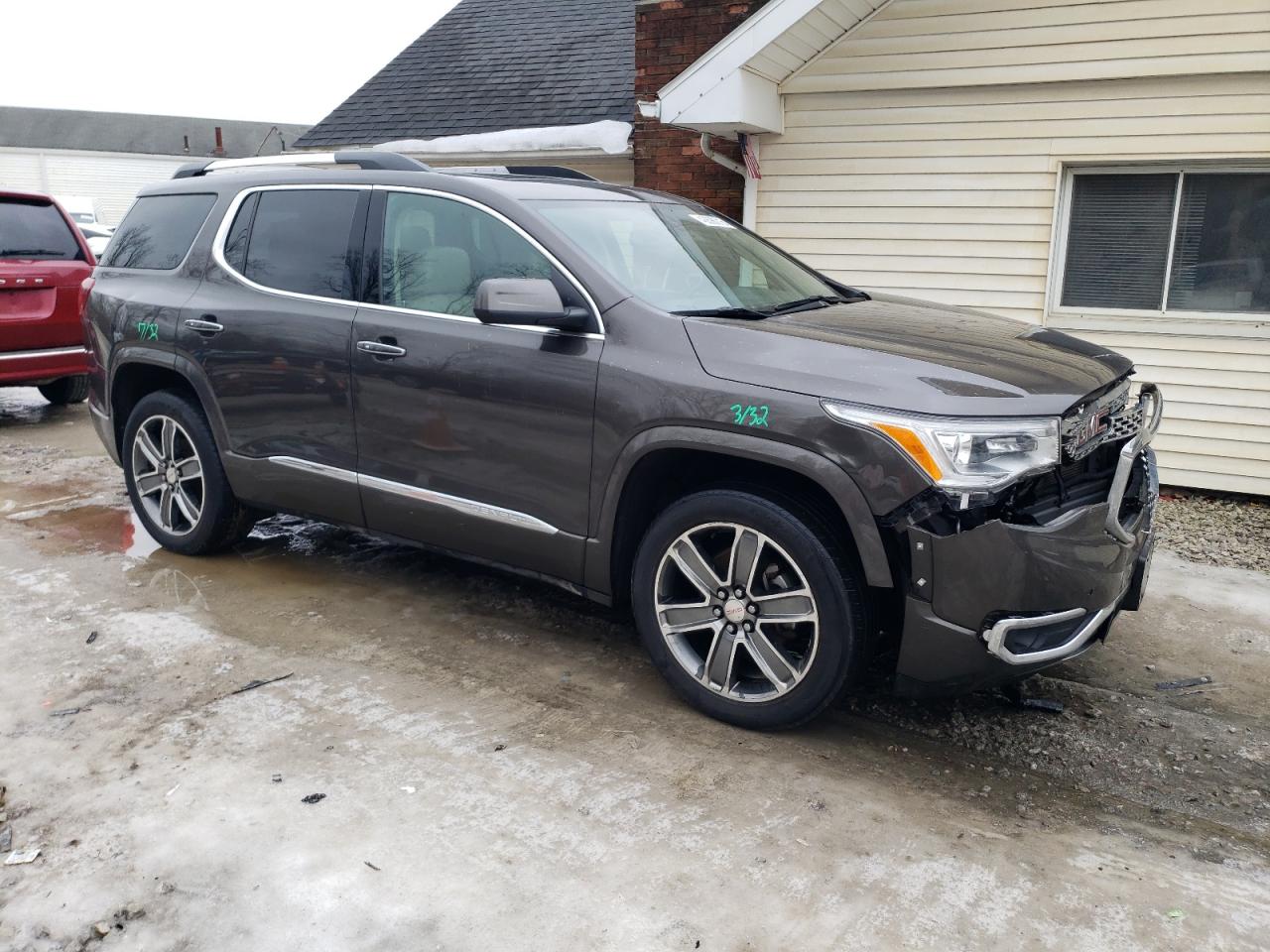 2019 GMC Acadia - Image 4