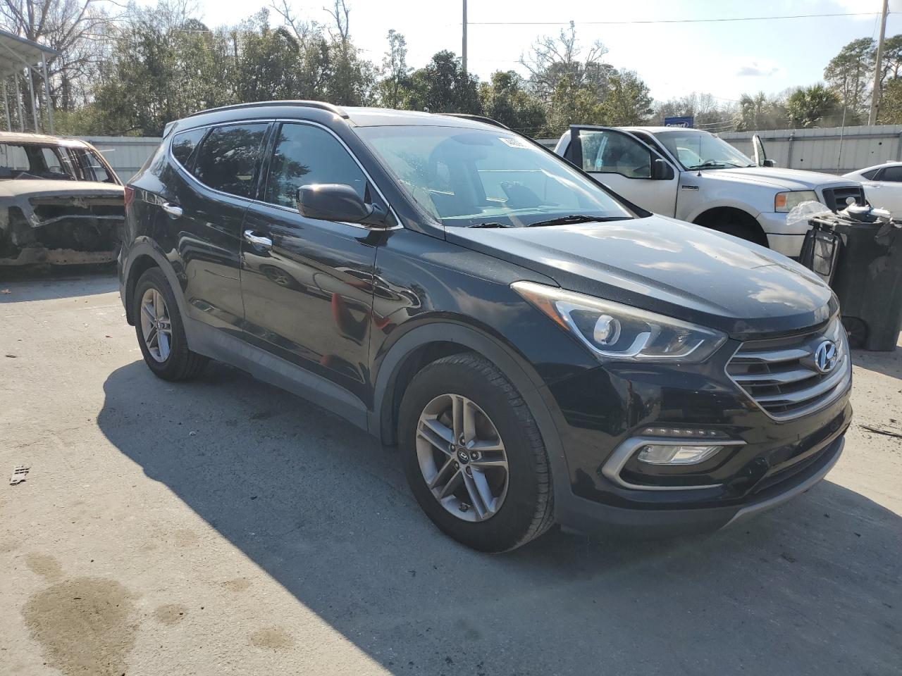 2017 Hyundai Santa Fe - Image 4