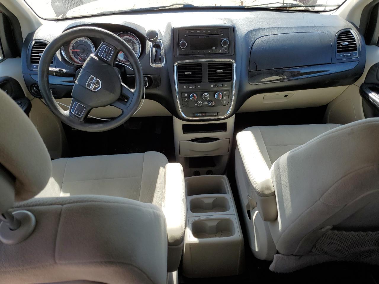 2012 Dodge Caravan - Image 8