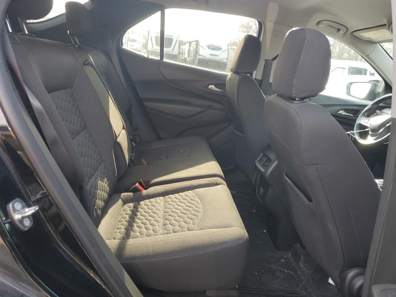 2018 Chevrolet Equinox - Image 11