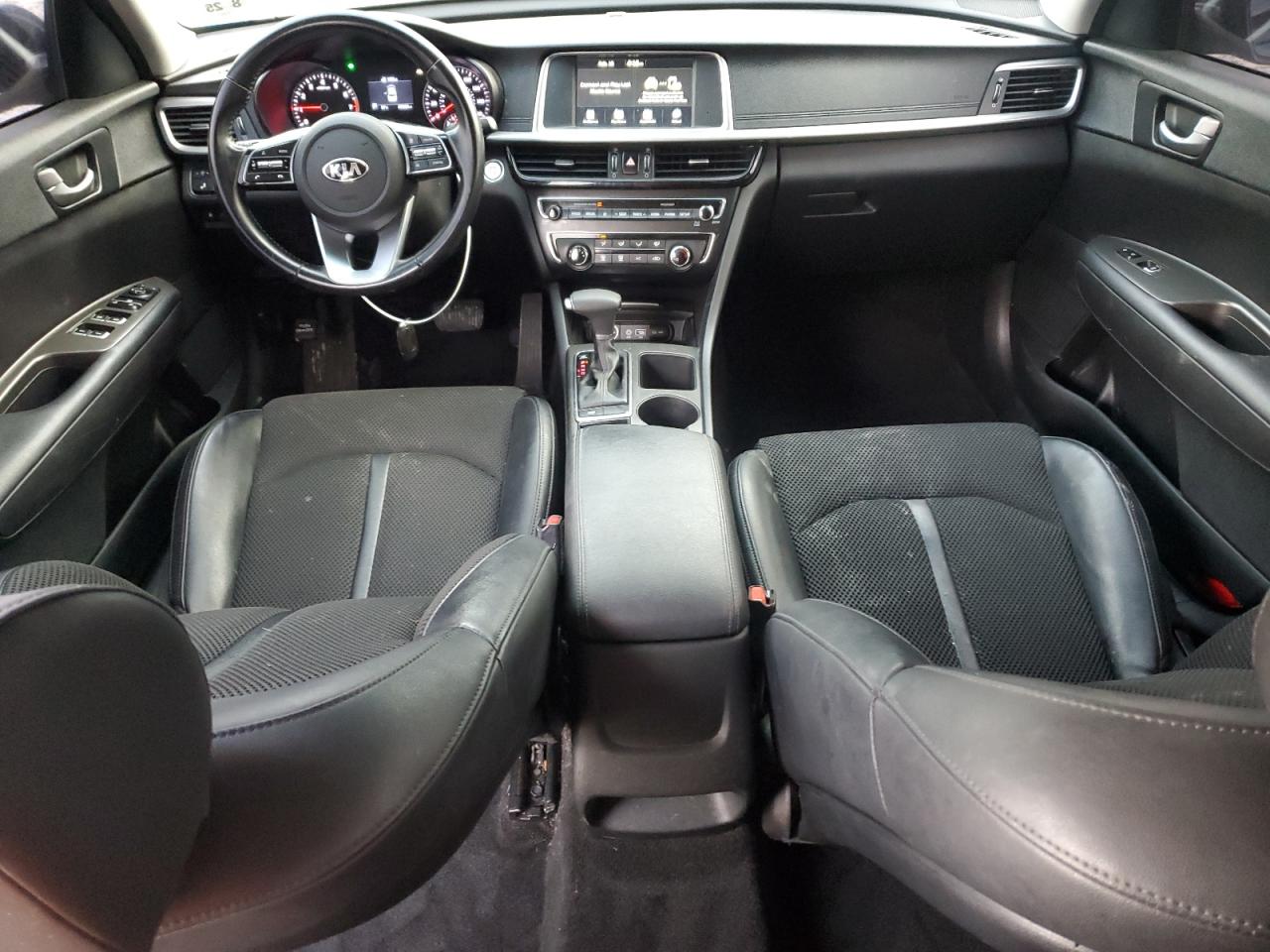 2020 Kia Optima - Image 8