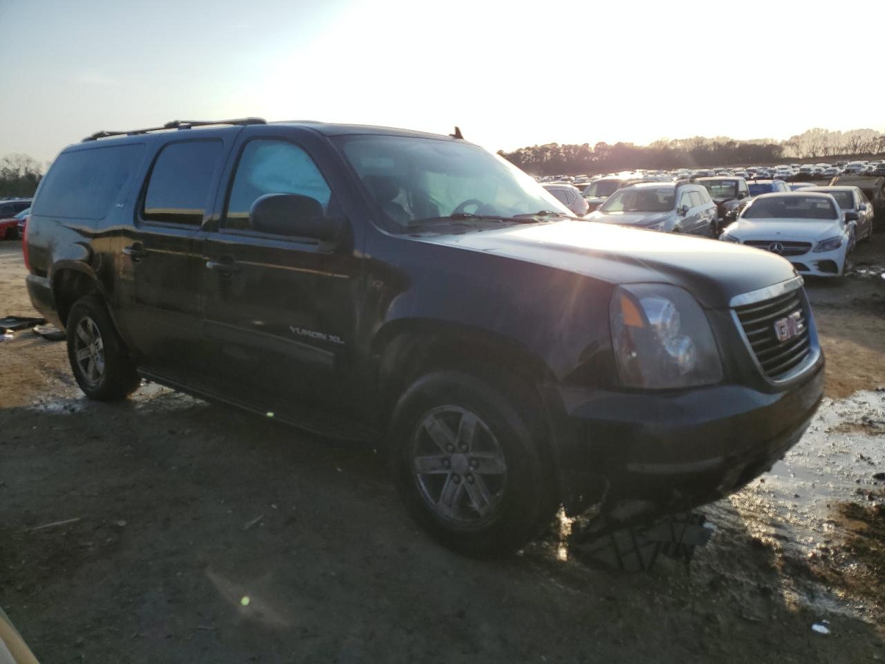 2014 GMC Yukon - Image 4
