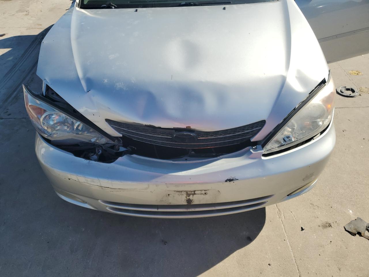 2004 Toyota Camry - Image 12