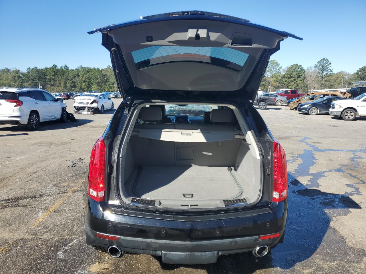 2012 Cadillac SRX - Image 6