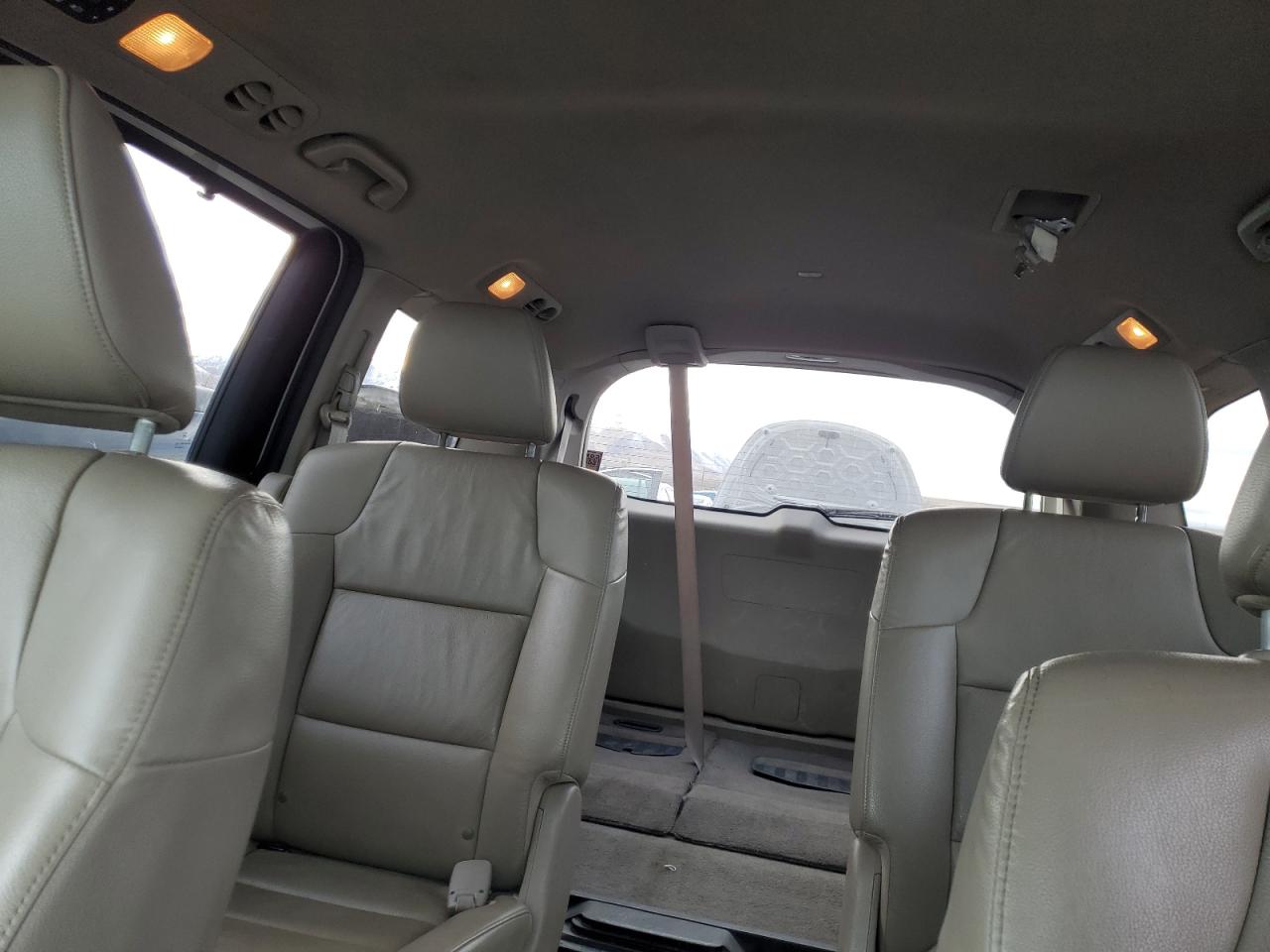 2013 Honda Odyssey - Image 10