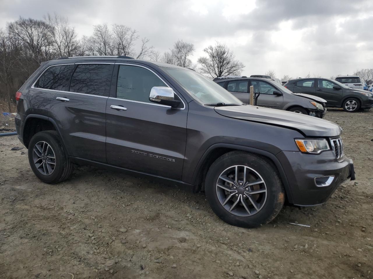 2019 Jeep Grand Cherokee - Image 4