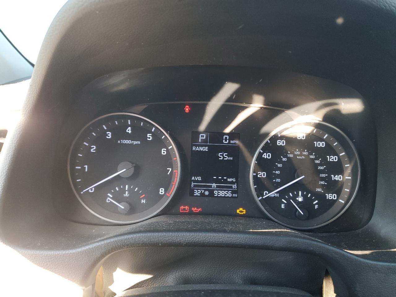 2017 Hyundai Elantra - Image 9