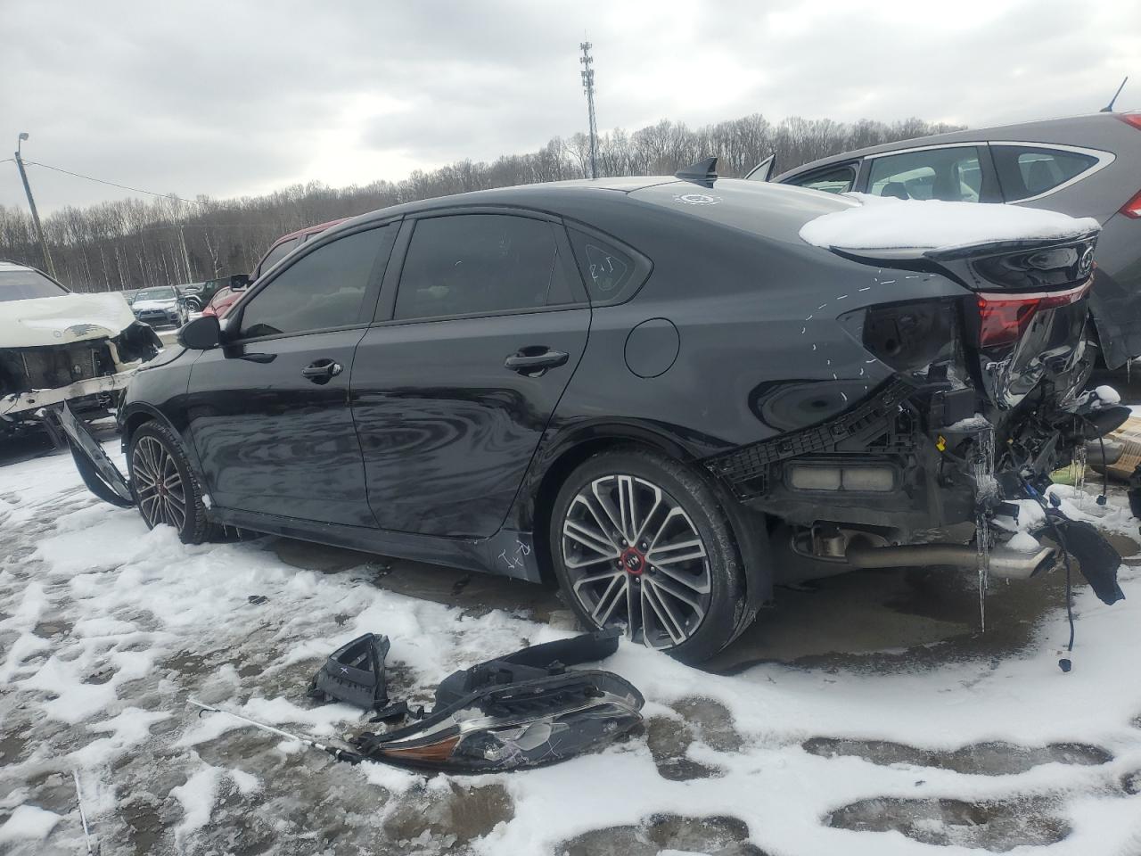 2021 Kia Forte - Image 2