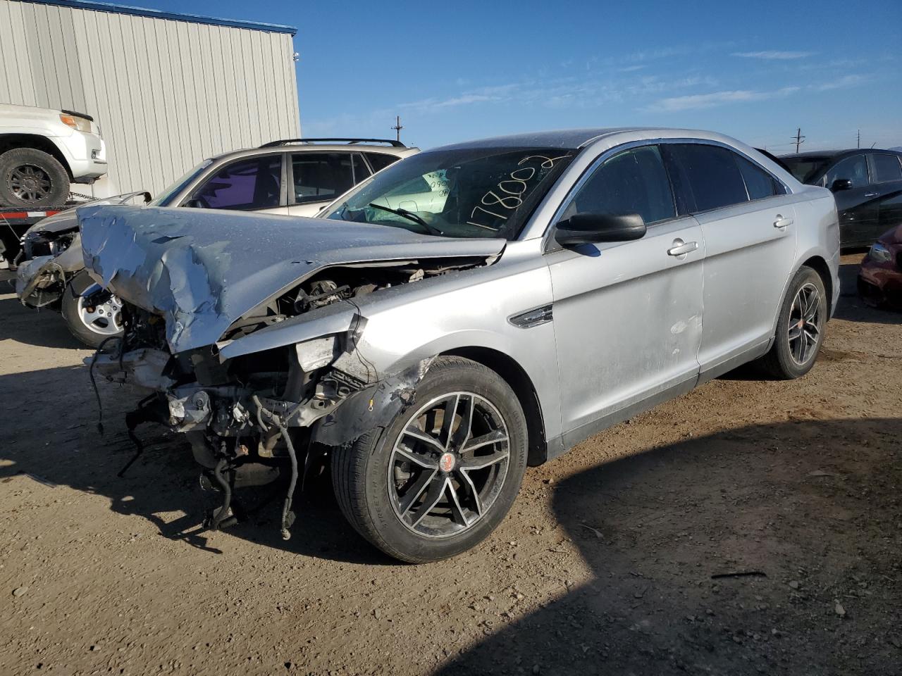 2011 Ford Taurus - Image 1