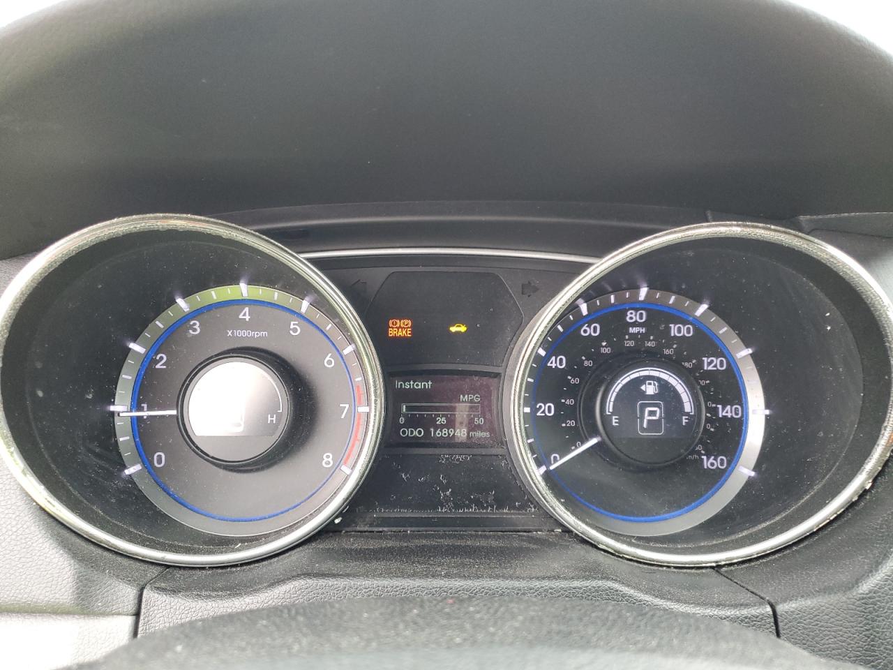 2011 Hyundai Sonata - Image 9