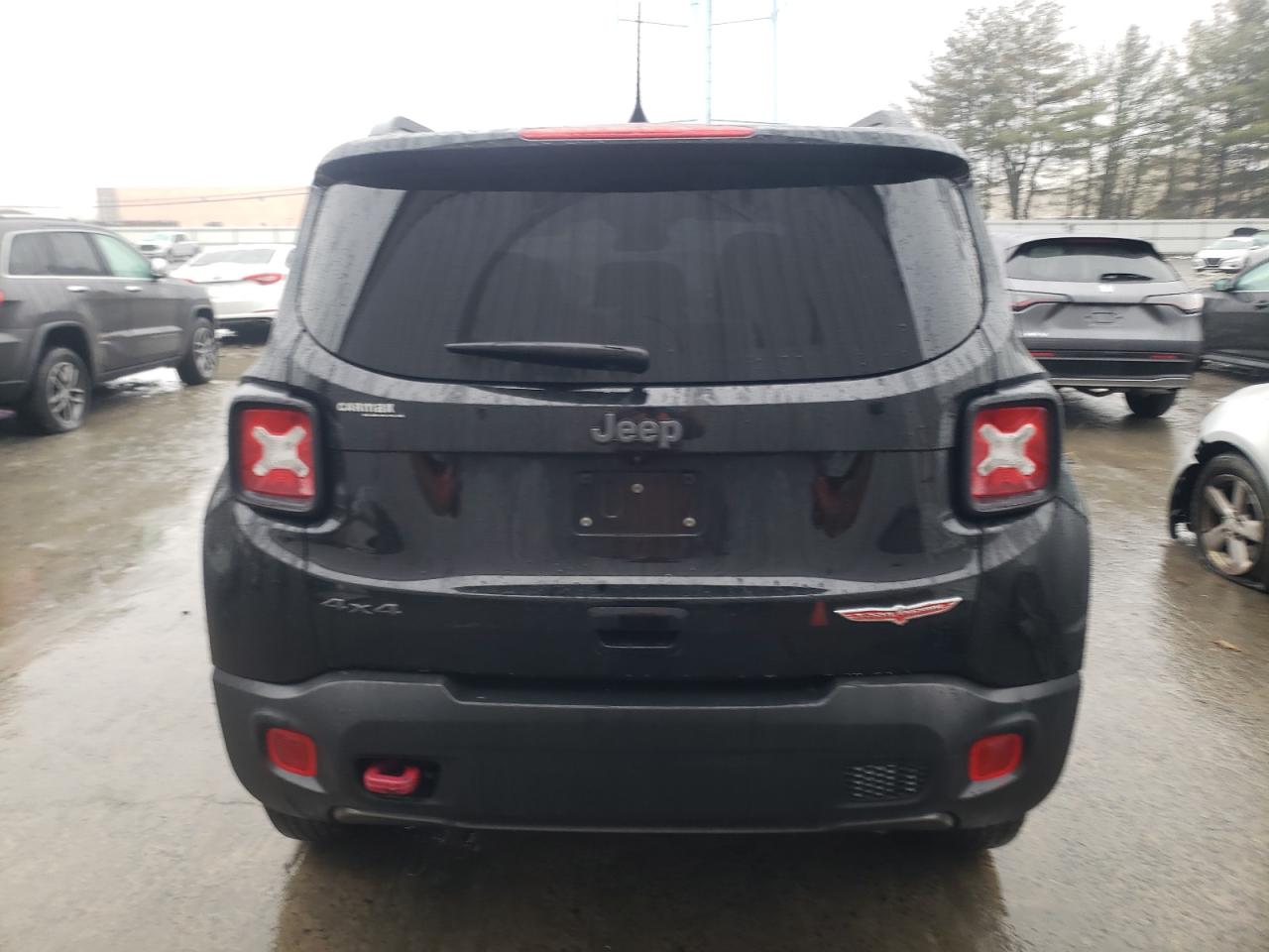 2020 Jeep Renegade - Image 6