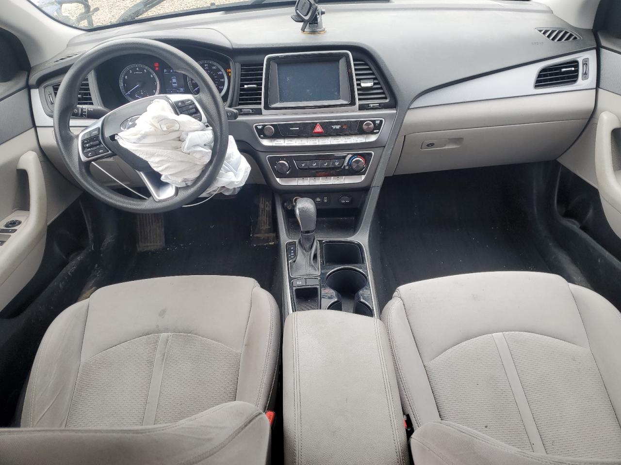 2019 Hyundai Sonata - Image 8