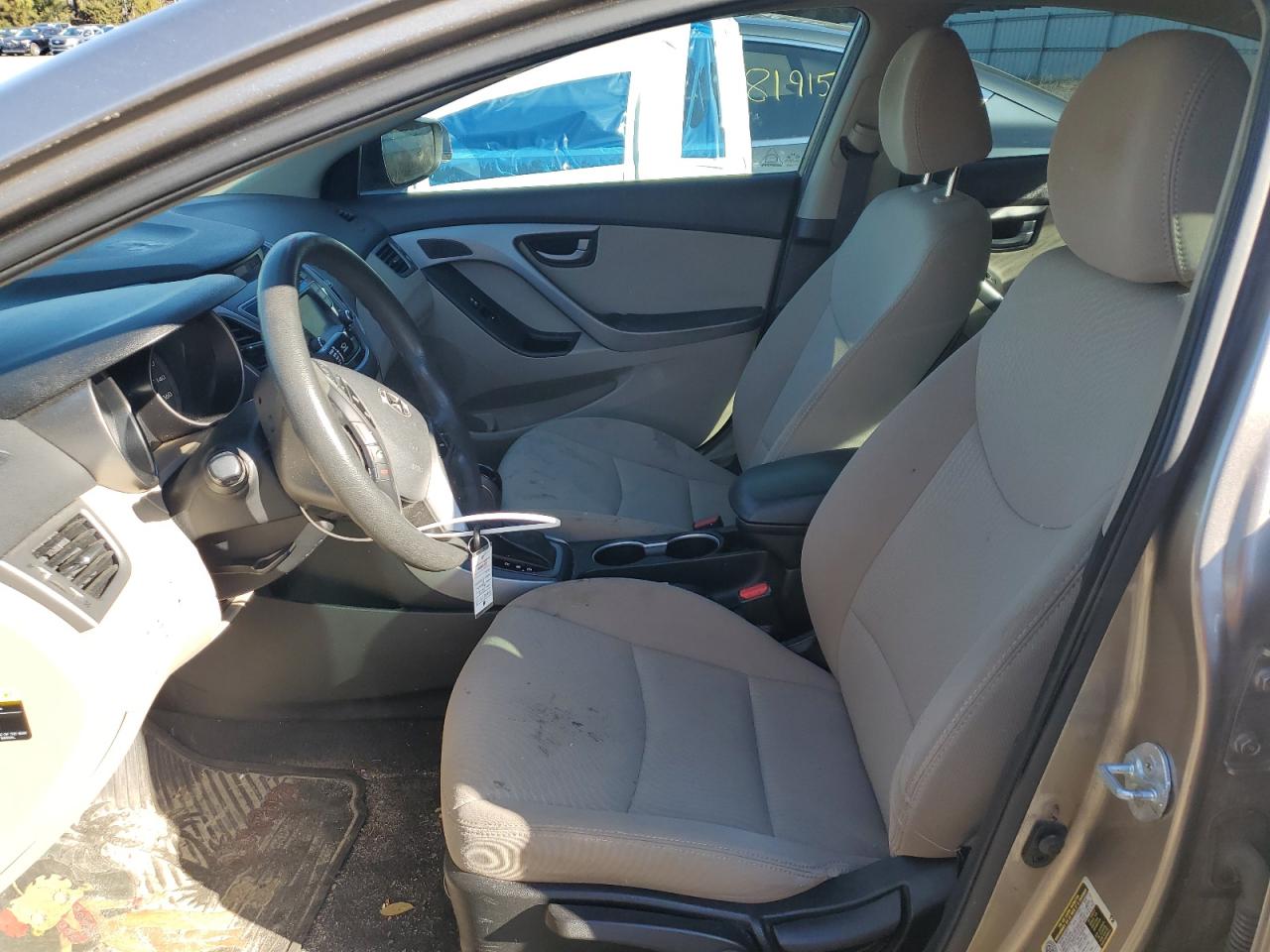 2014 Hyundai Elantra - Image 7