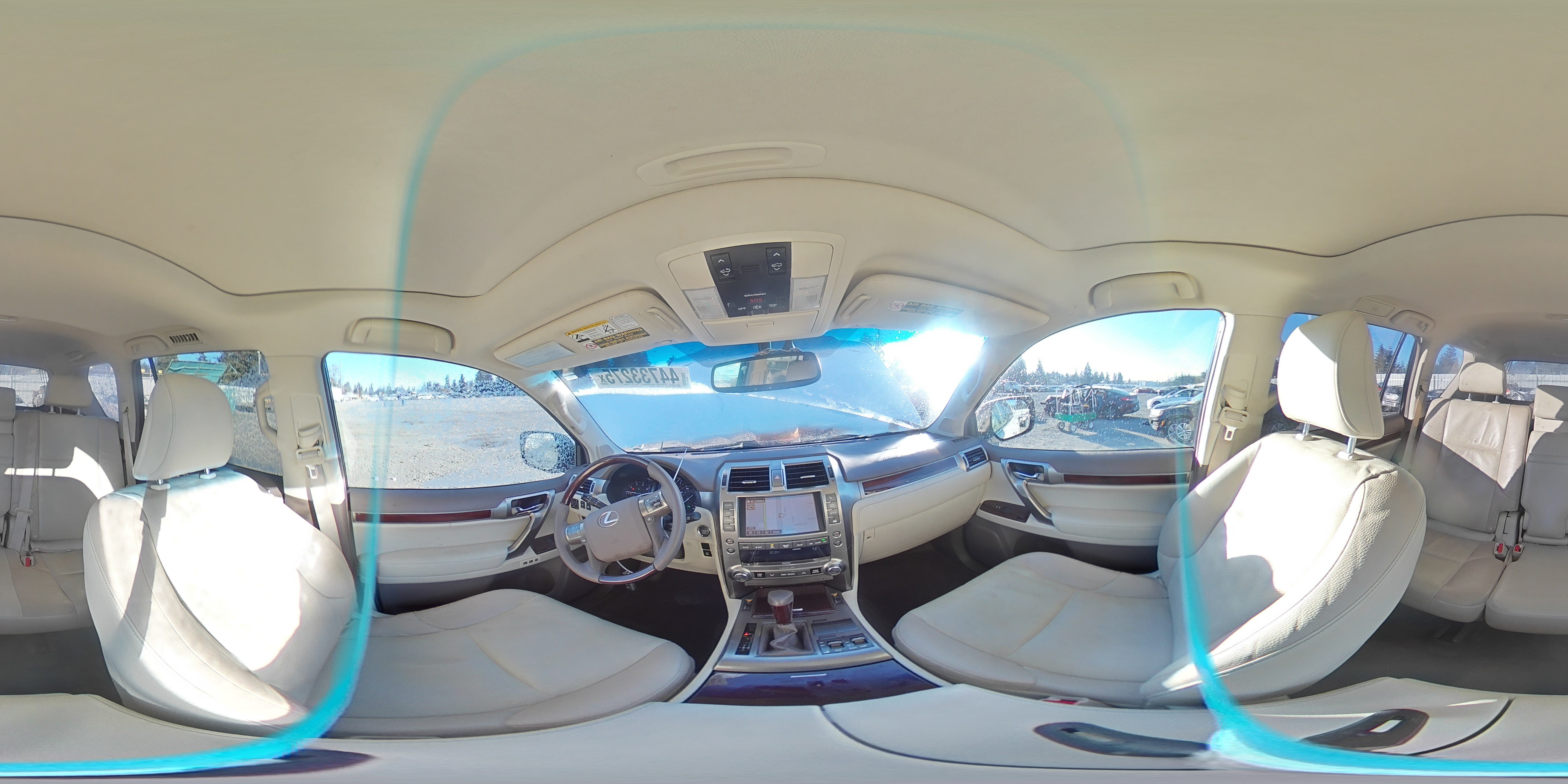 2015 Lexus GX - Image 13