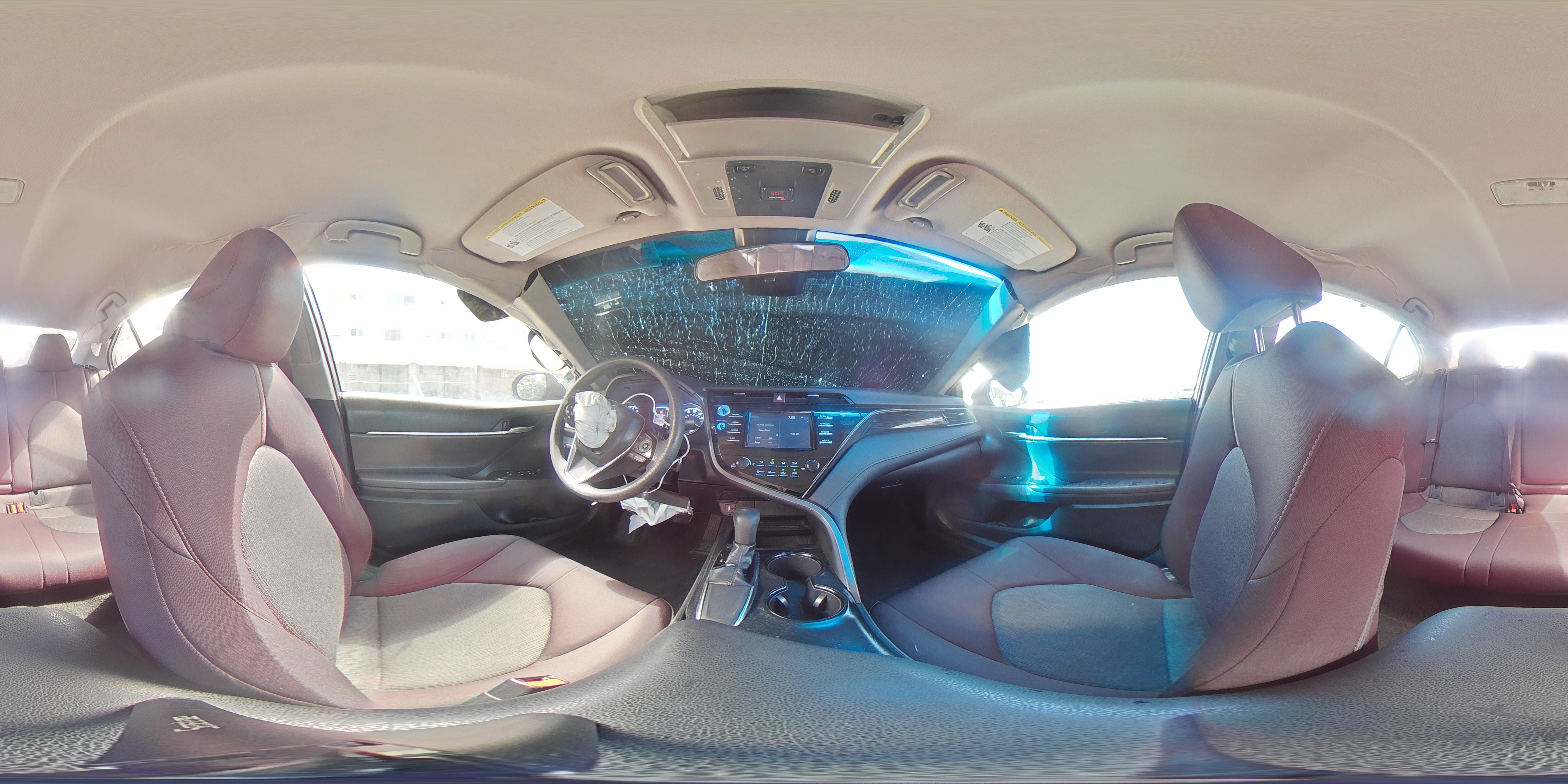 2019 Toyota Camry - Image 13