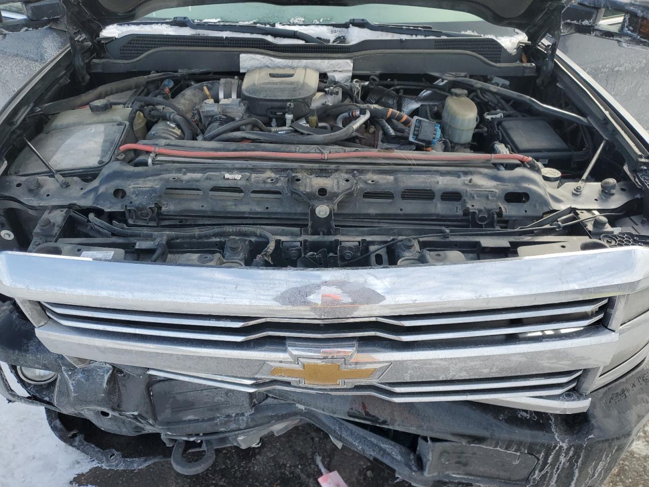 2016 Chevrolet Silverado - Image 11
