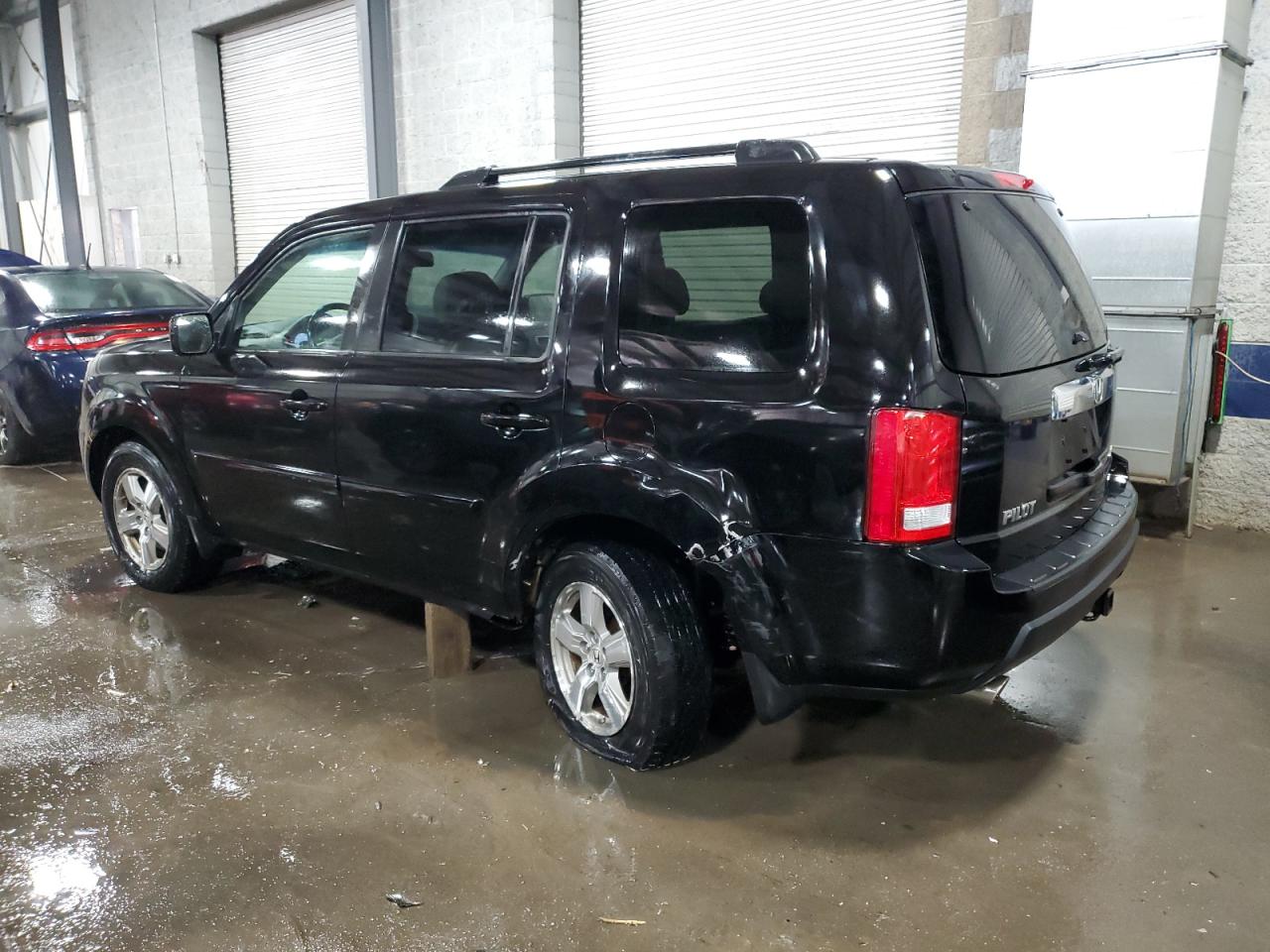 2010 Honda Pilot - Image 2
