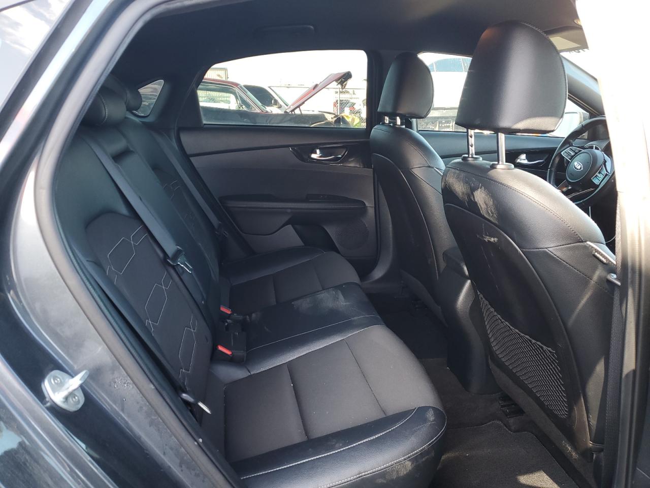 2021 Kia Forte - Image 10