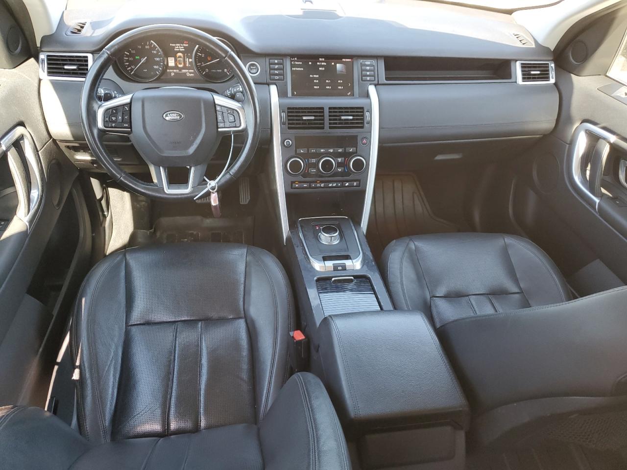 2016 Land Rover Discovery - Image 8