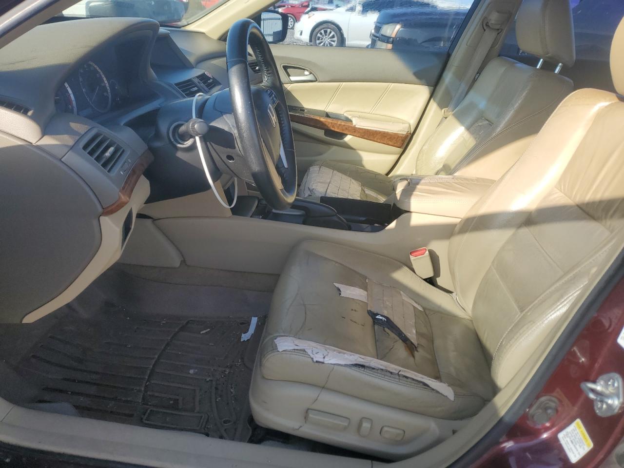 2009 Honda Accord - Image 7