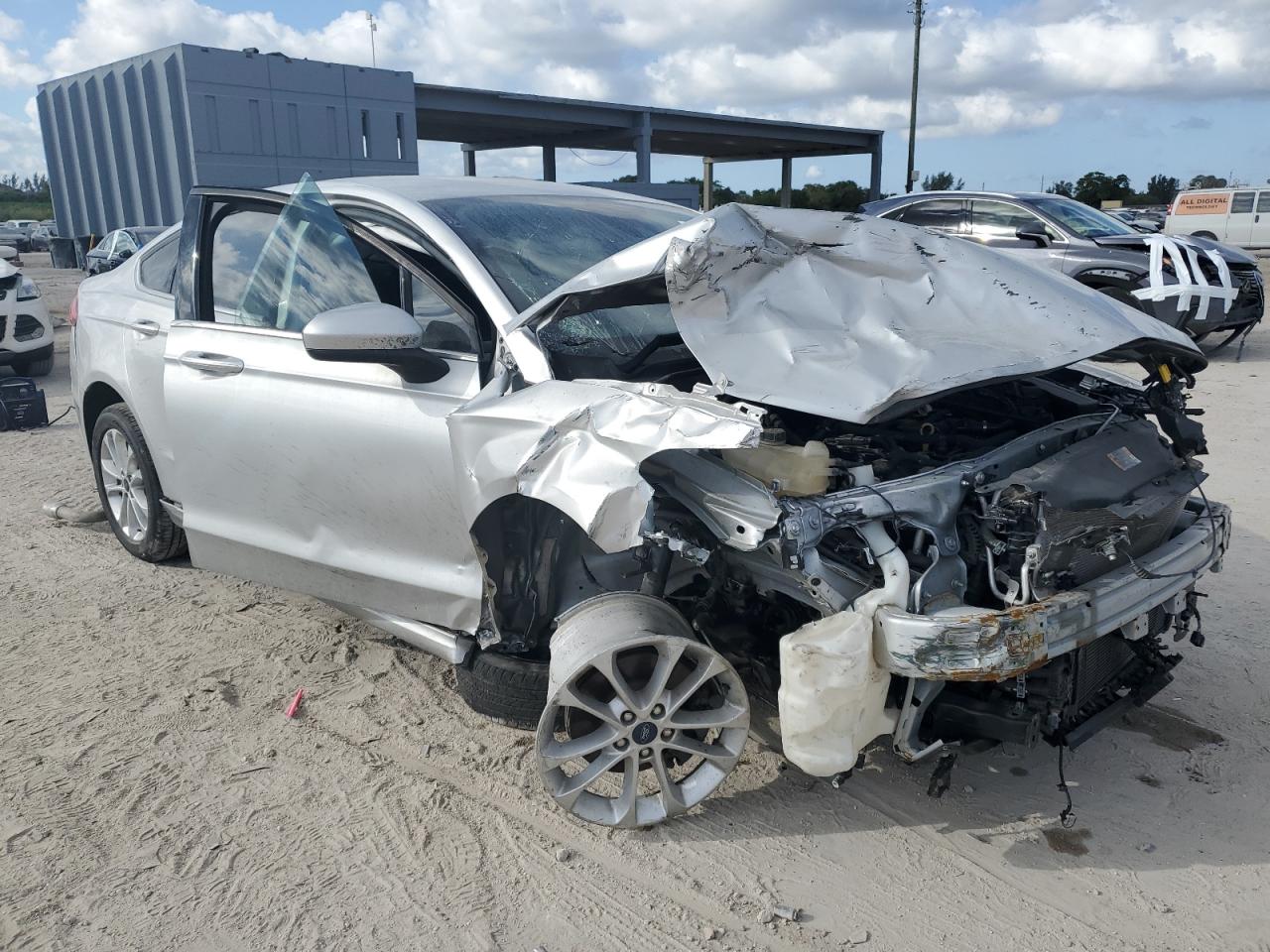 2019 Ford Fusion - Image 4