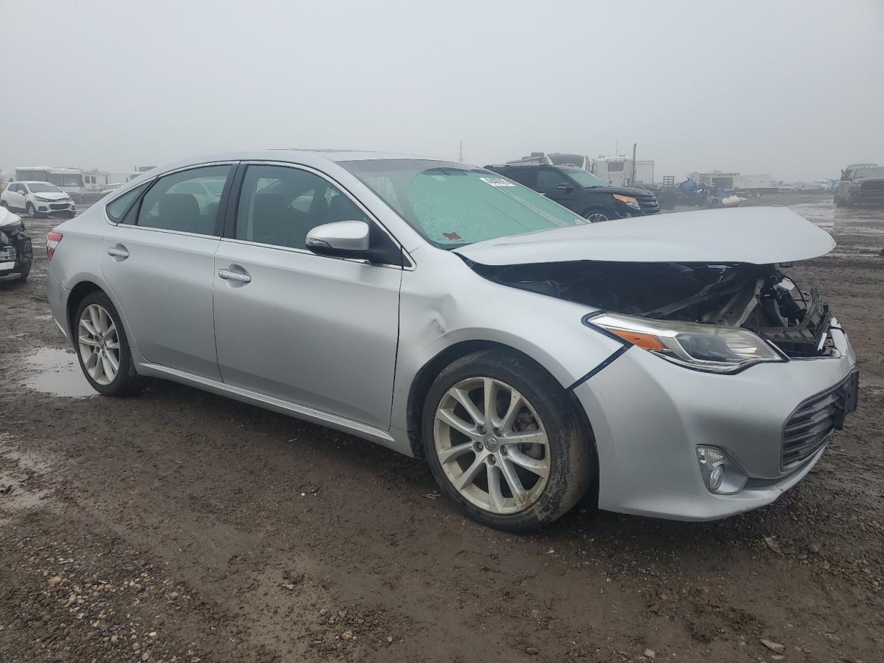 2013 Toyota Avalon - Image 4