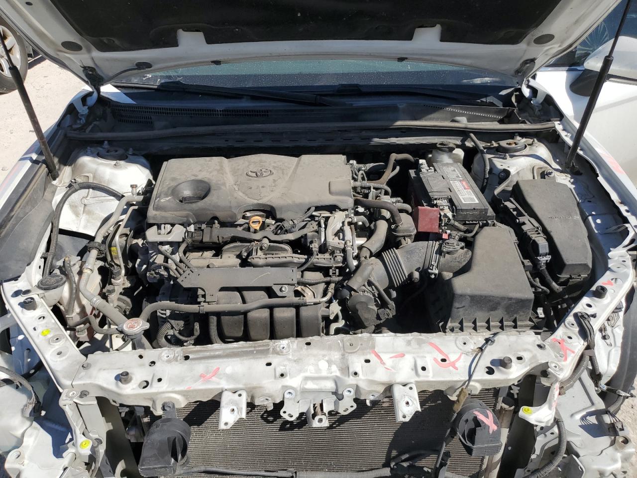 2019 Toyota Camry - Image 11