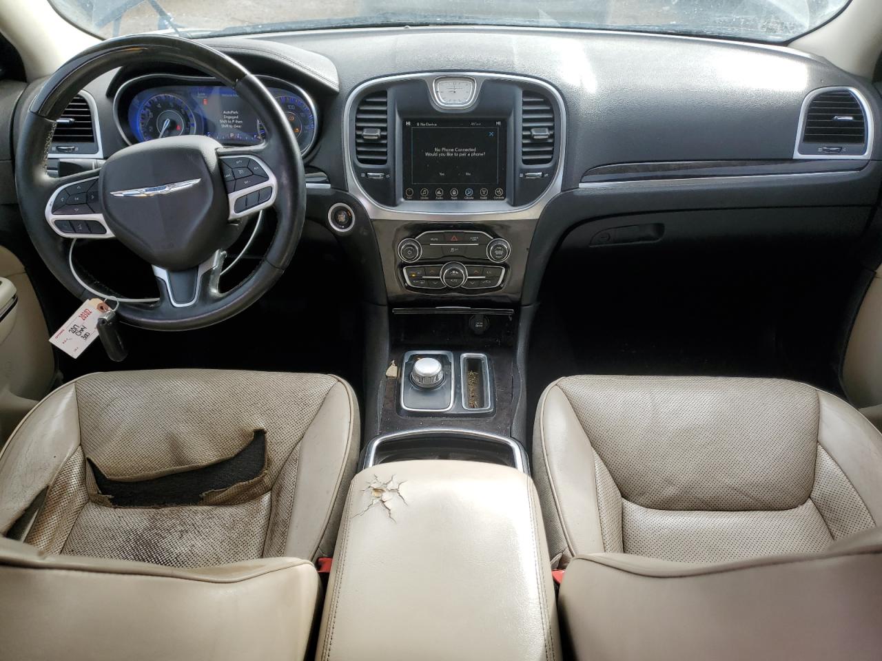2017 Chrysler 300 - Image 8