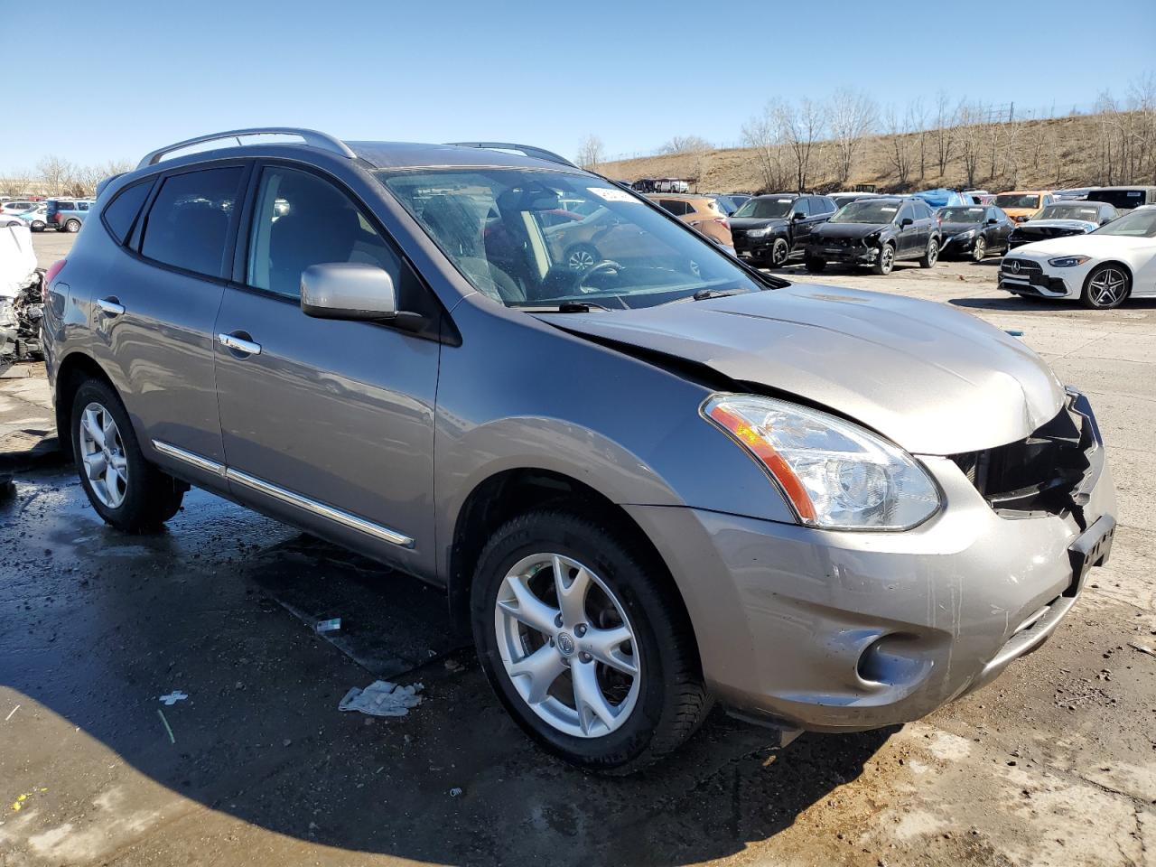 2011 Nissan Rogue - Image 4