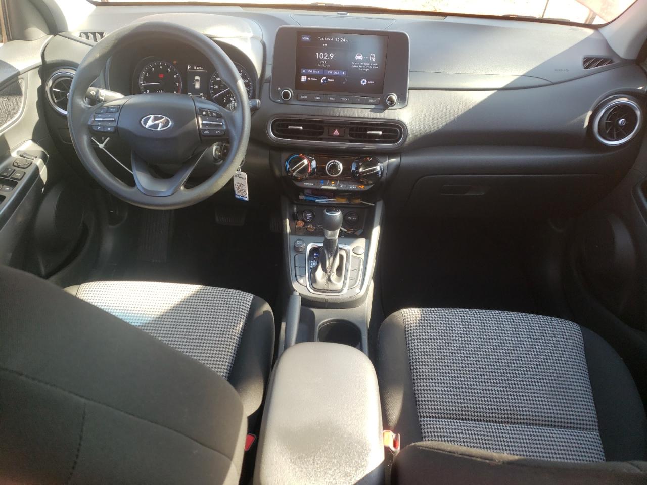 2022 Hyundai Kona - Image 8