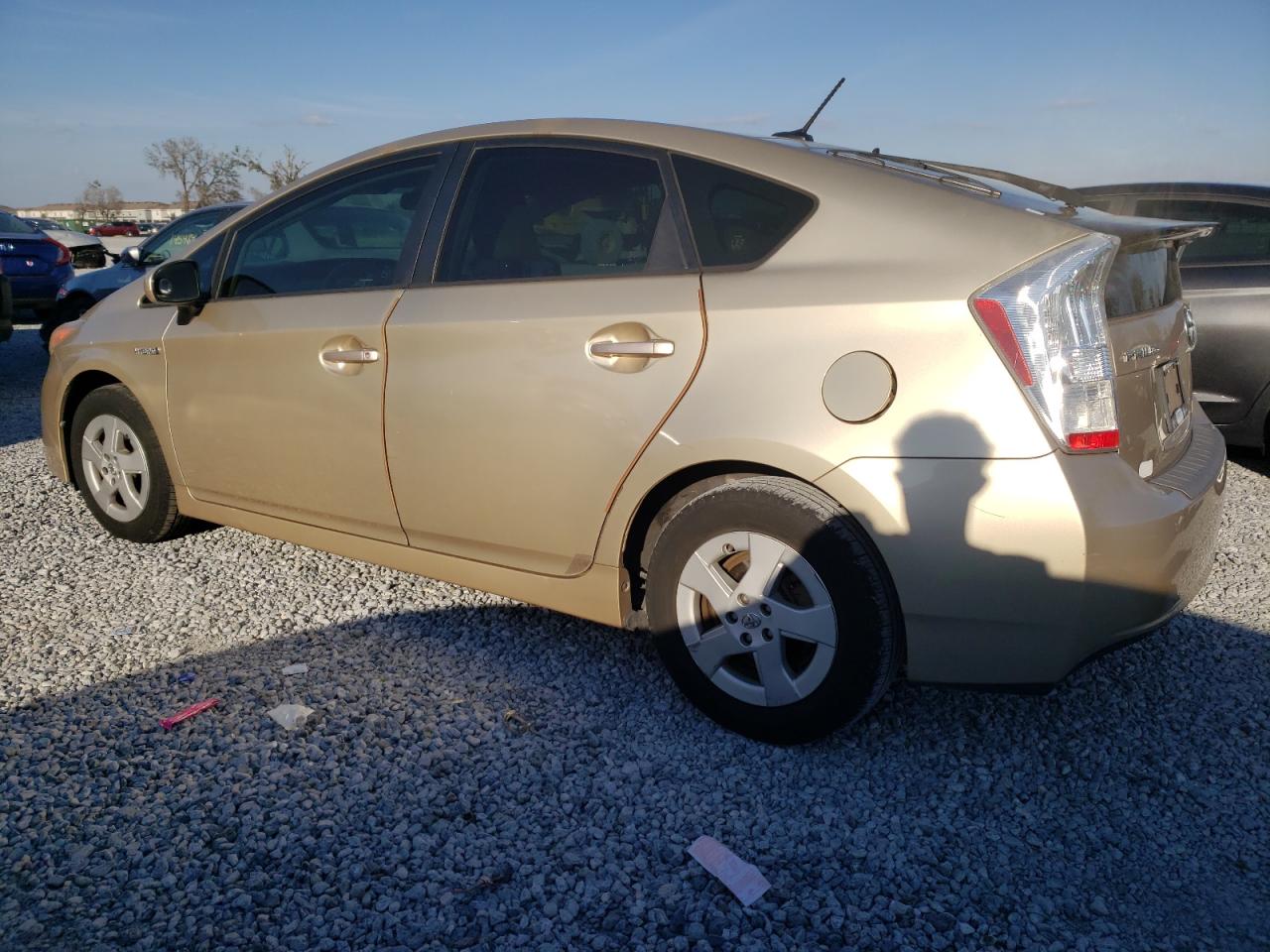 2011 Toyota Prius - Image 2