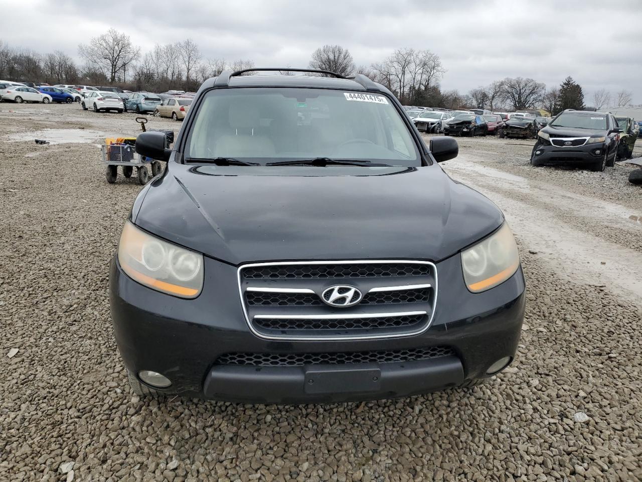 2009 Hyundai Santa Fe - Image 5